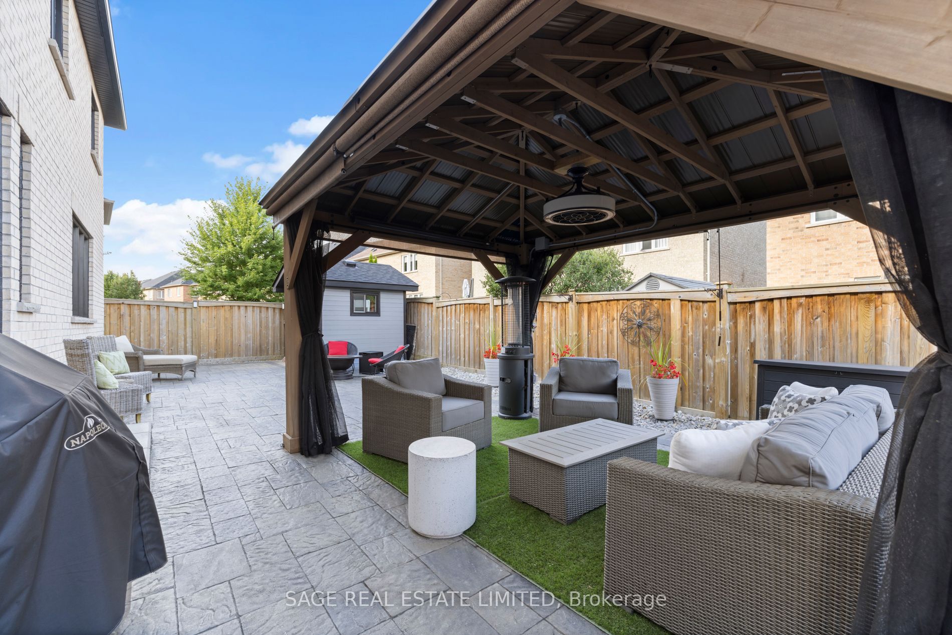 975 Goring Circle