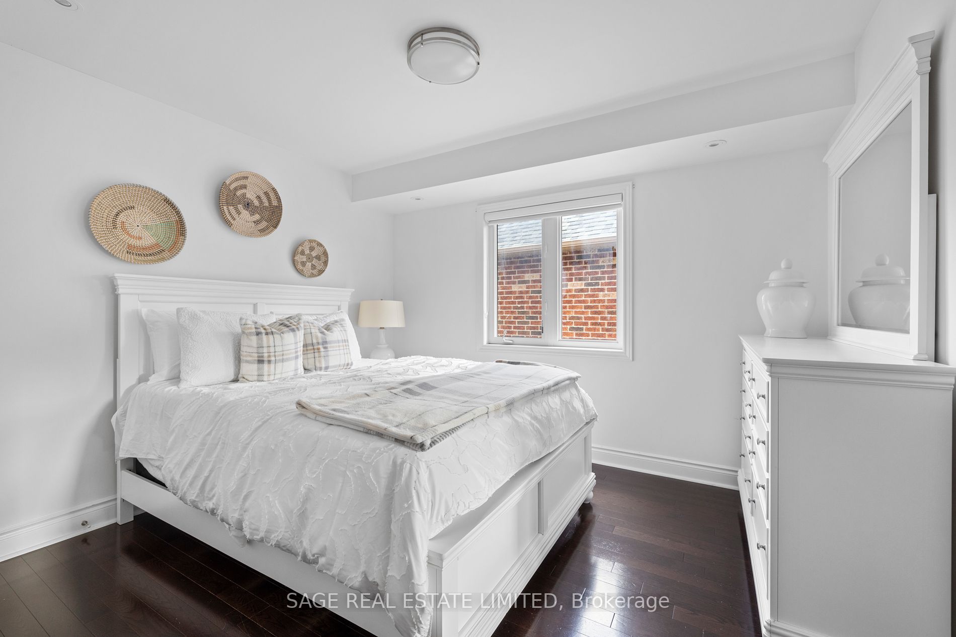 975 Goring Circle