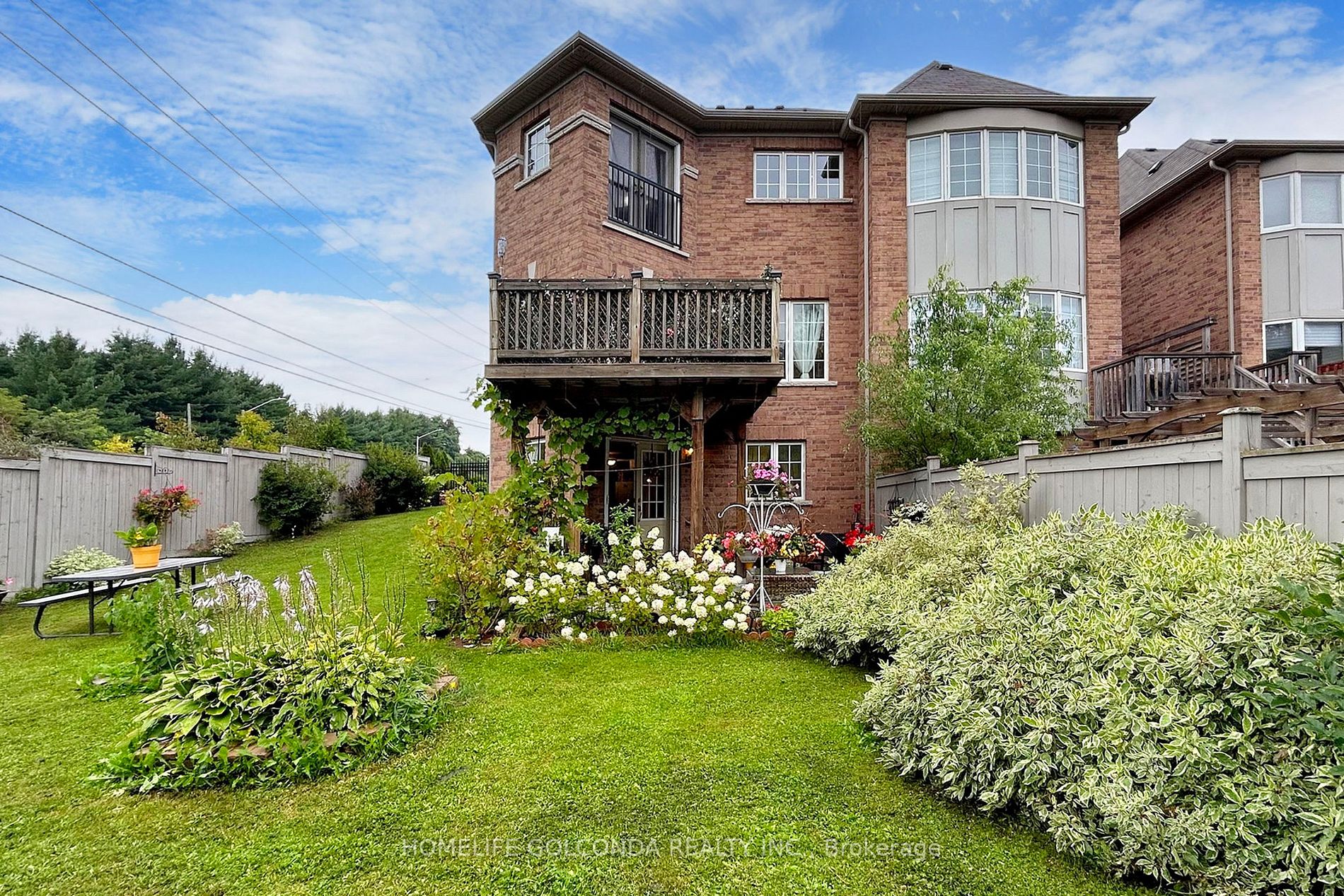 7 Gamble Glen Cres