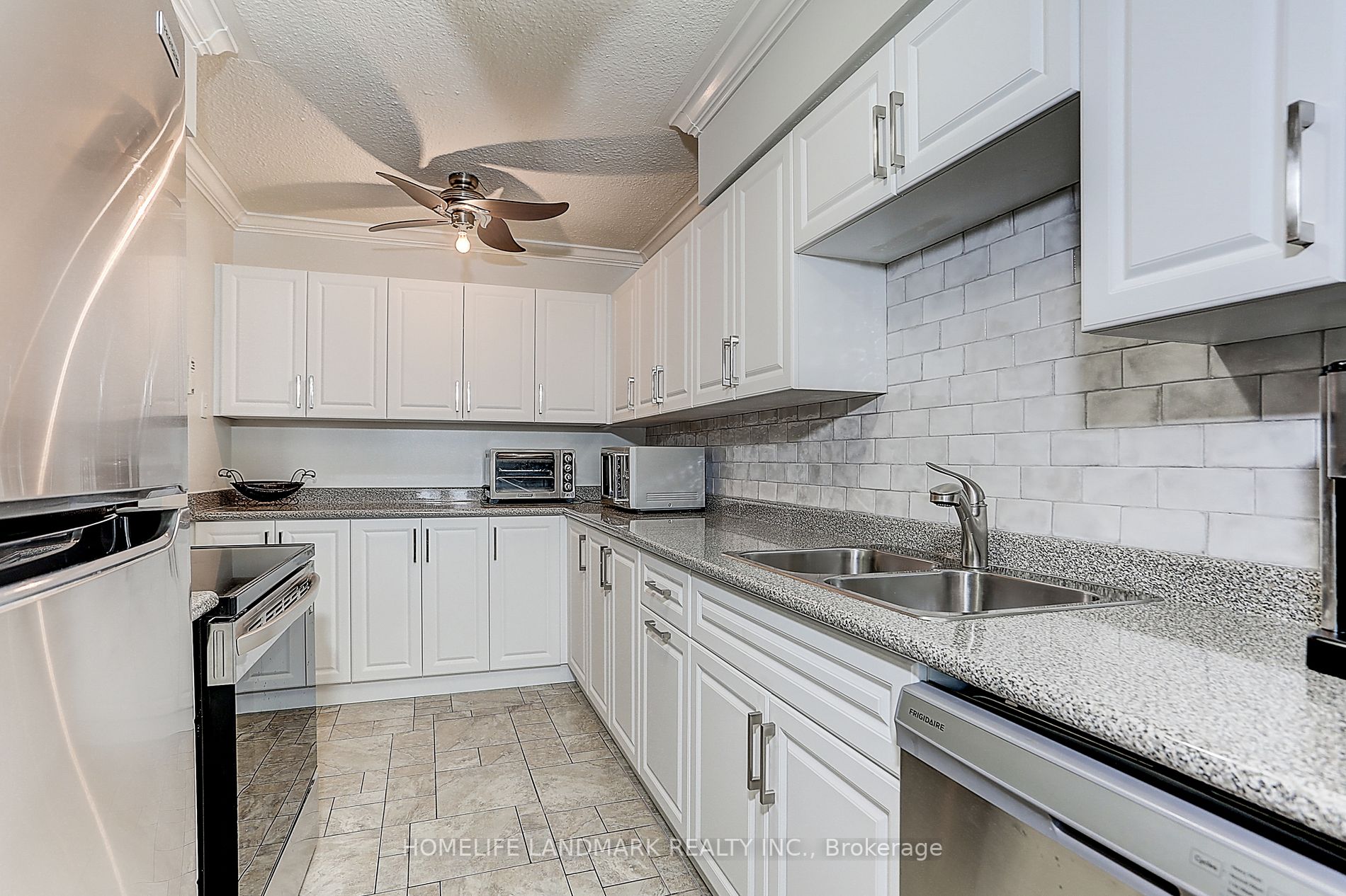 180 Dudley Ave, #509