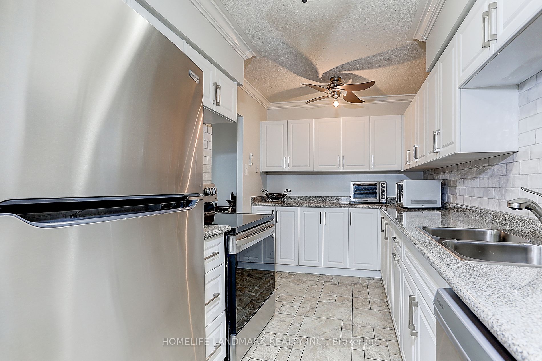 180 Dudley Ave, #509