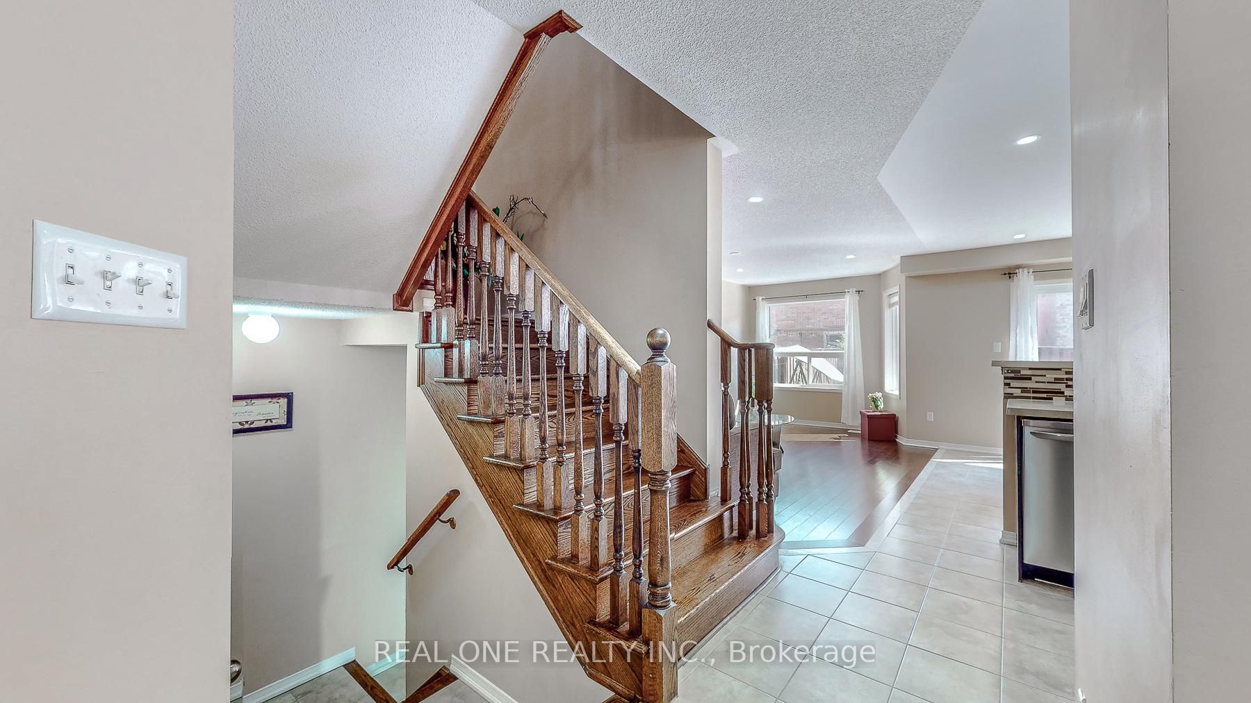 90 James Mccullough Rd