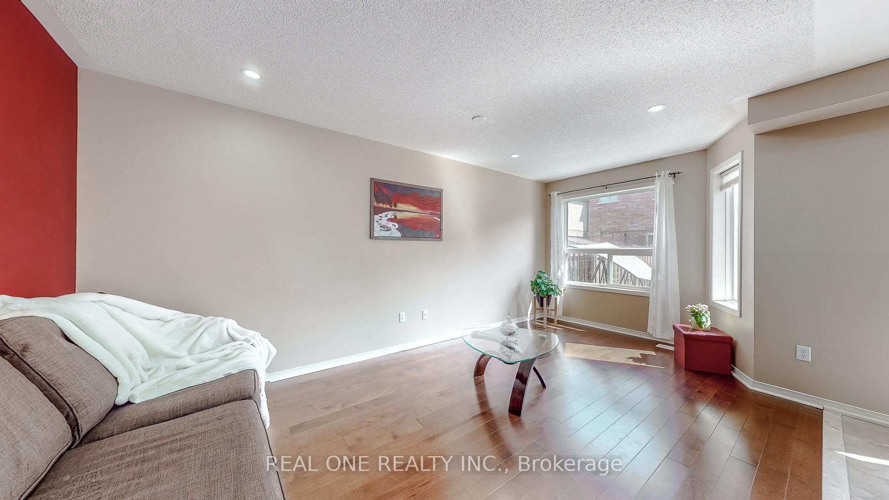 90 James Mccullough Rd