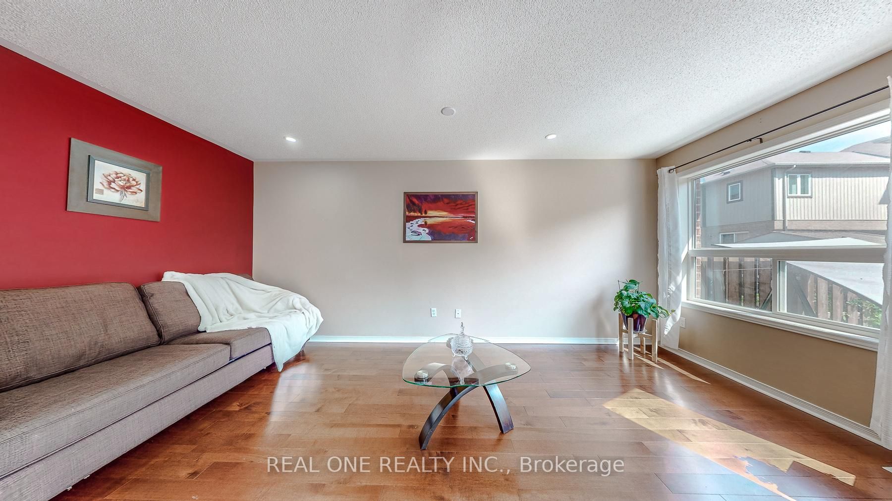 90 James Mccullough Rd