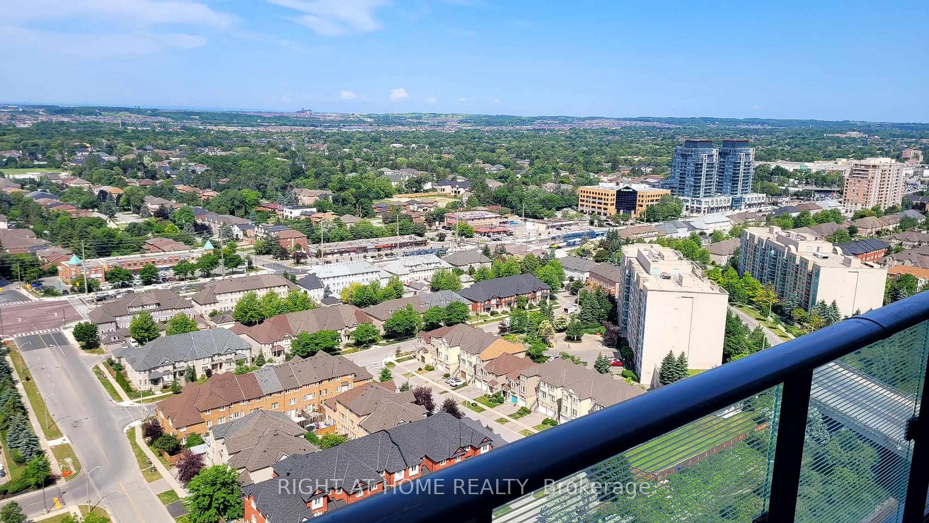 95 Oneida Cres, #Ph12