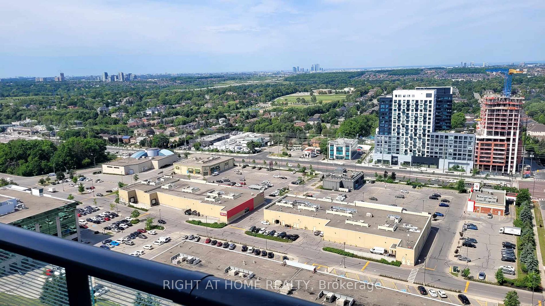 95 Oneida Cres, #Ph12