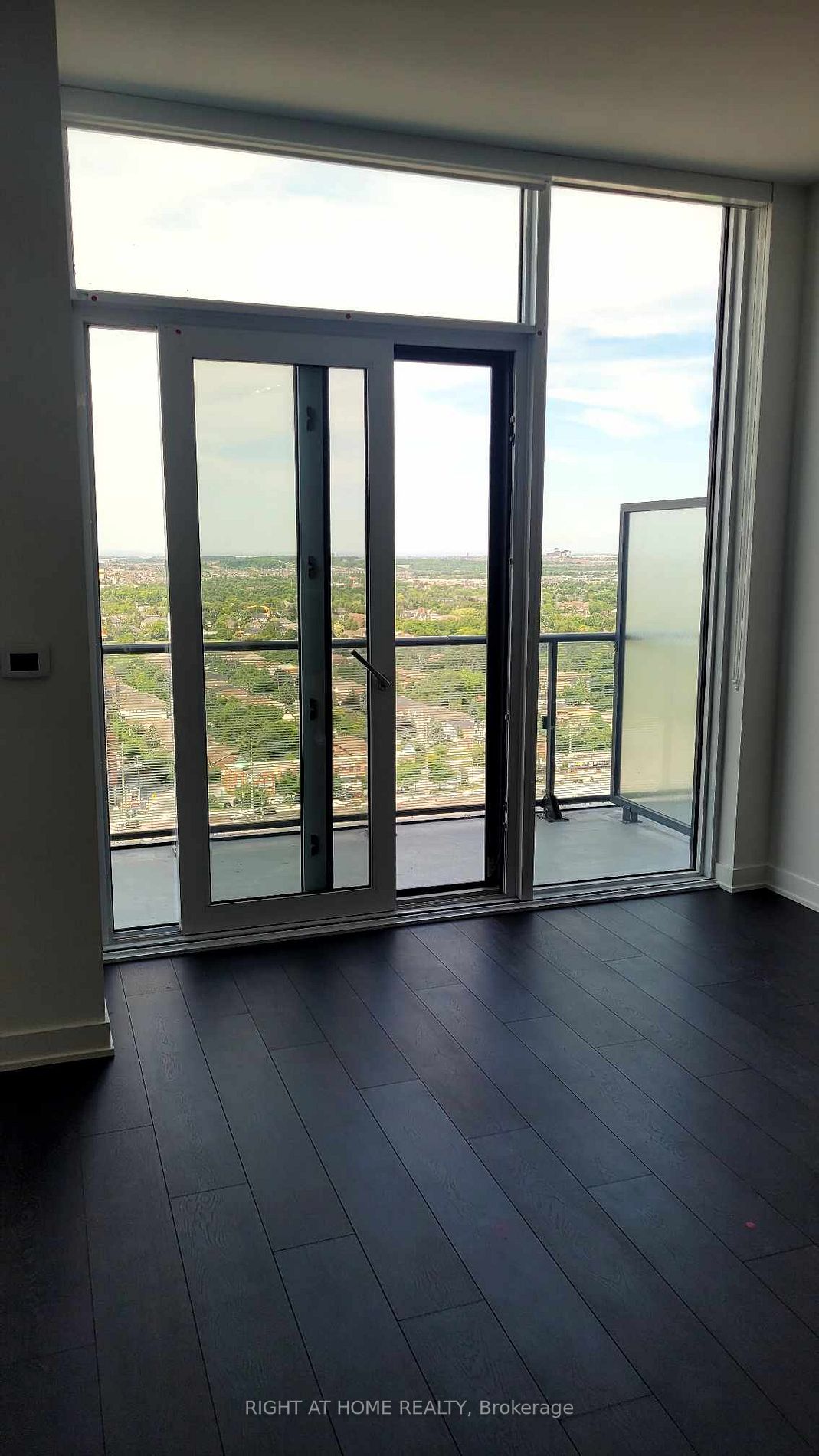 95 Oneida Cres, #Ph12