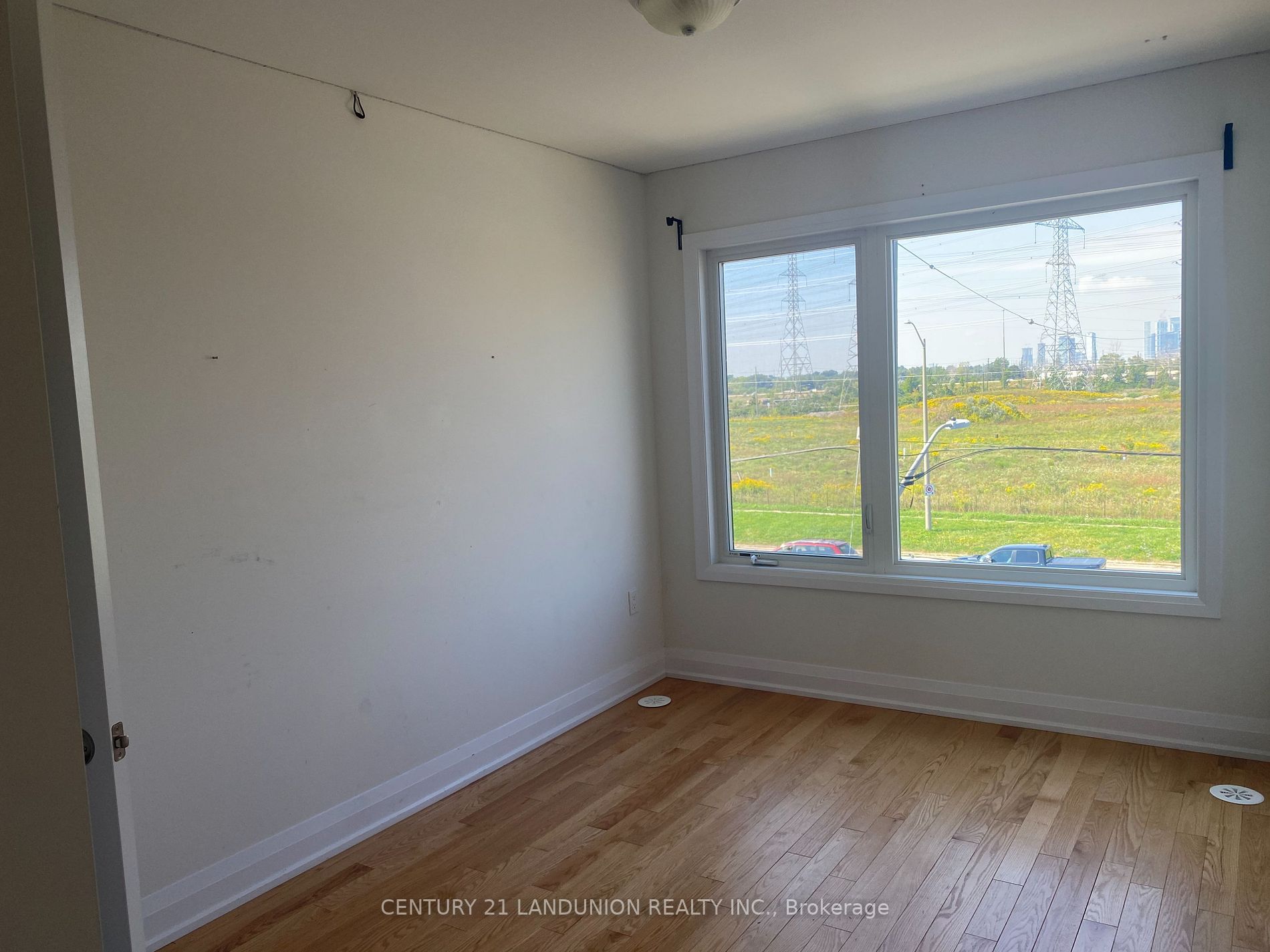 174 Moneypenny Pl
