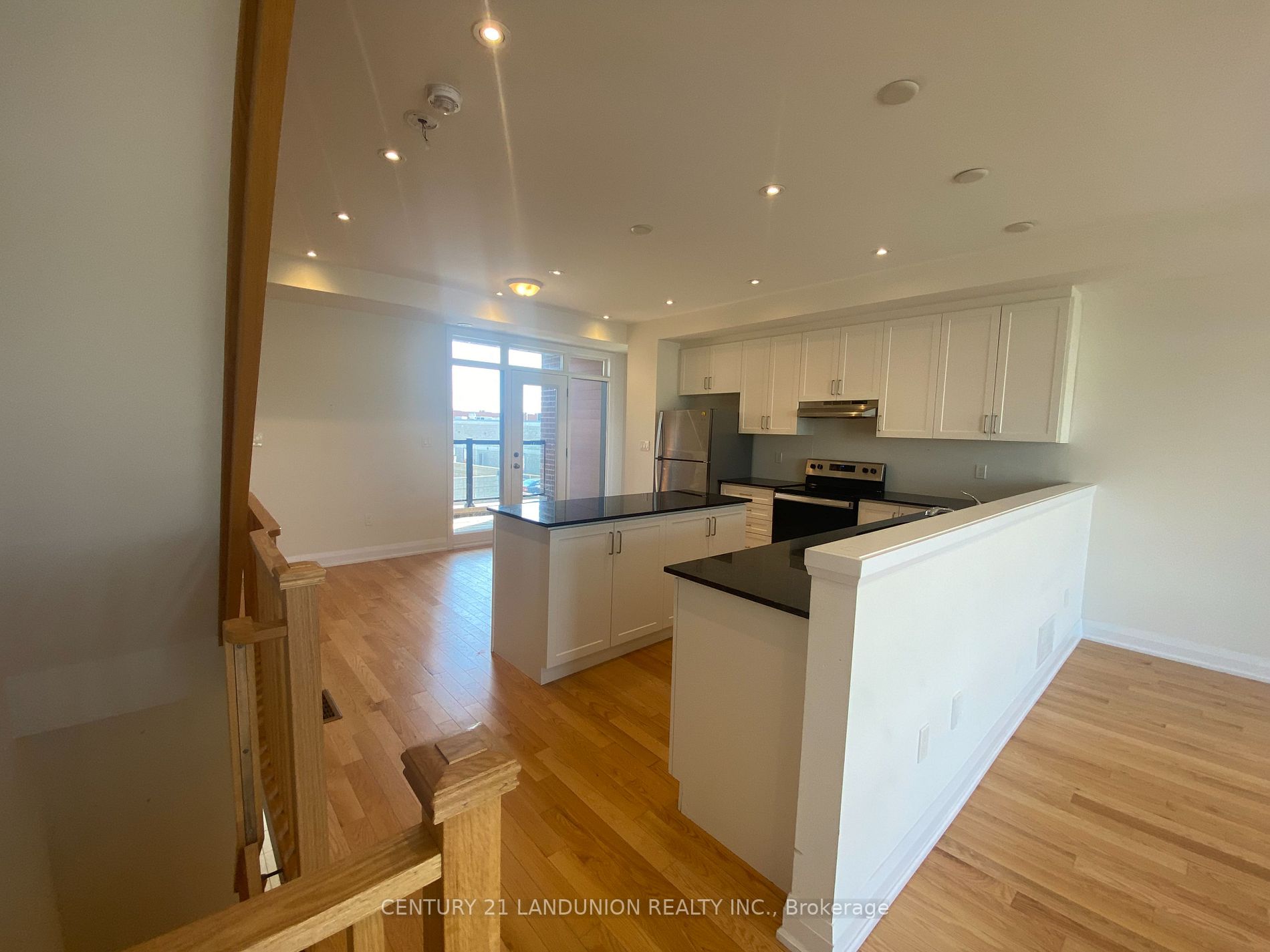 174 Moneypenny Pl