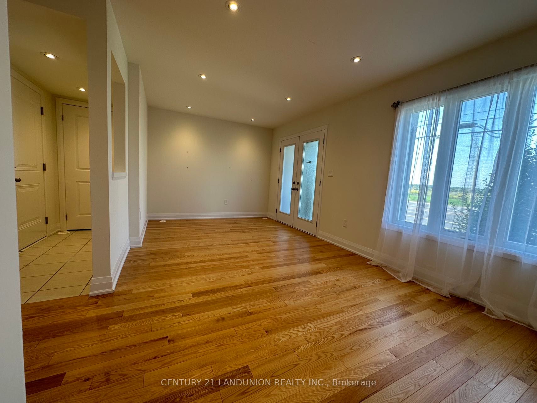 174 Moneypenny Pl
