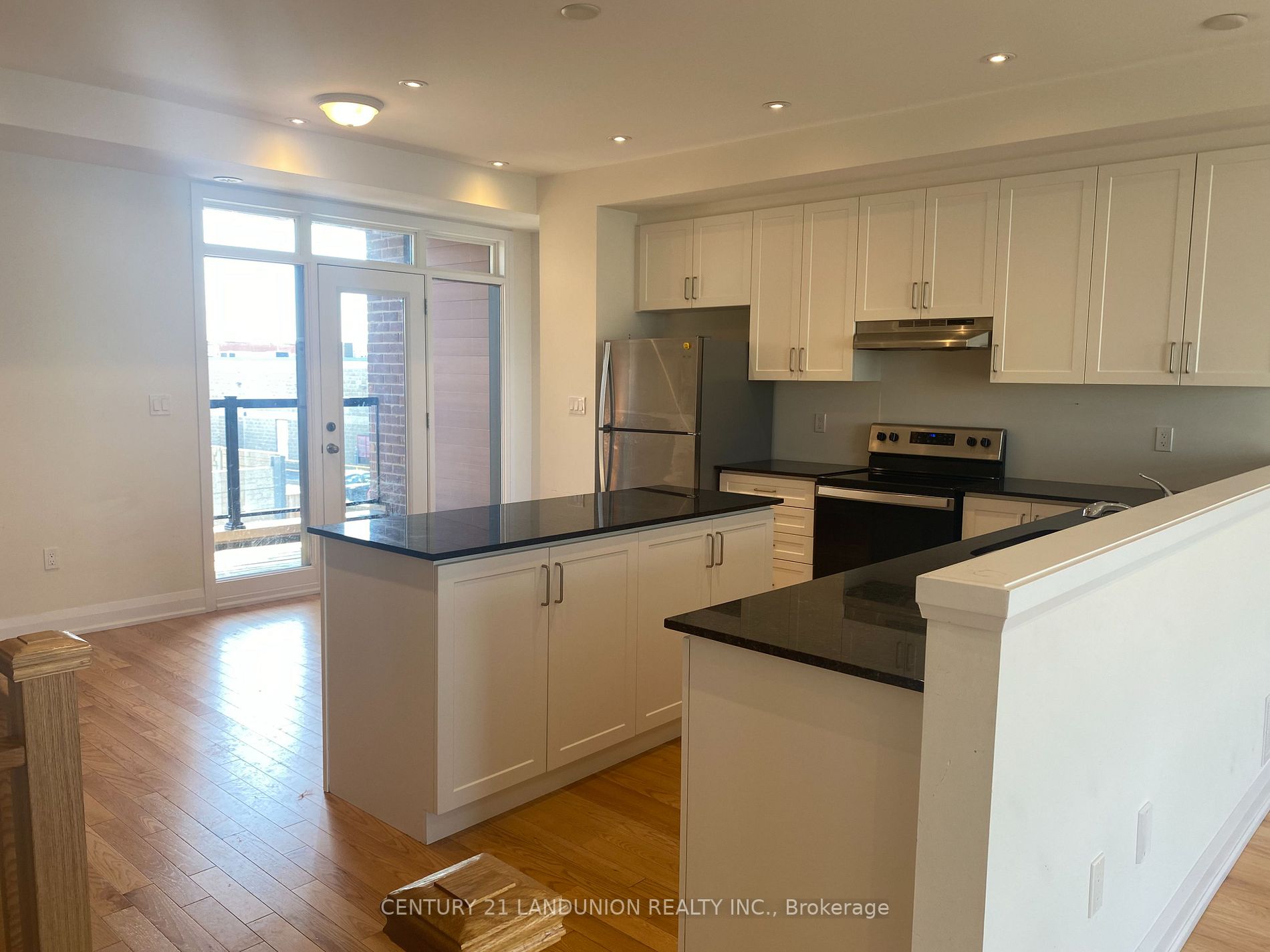 174 Moneypenny Pl