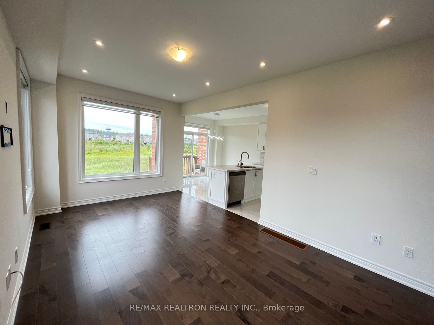 24 Stubbs Lane, #9