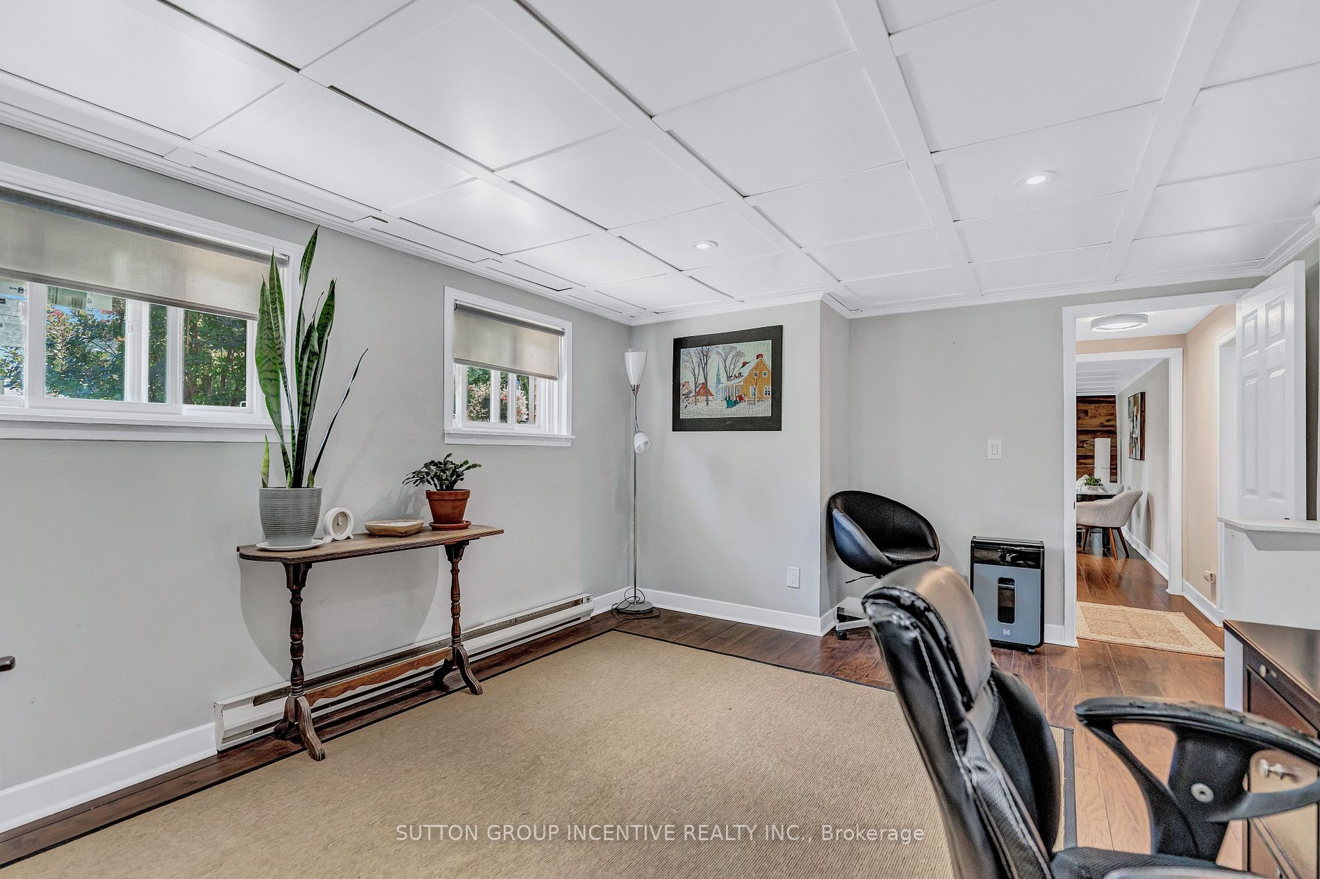 736 William St