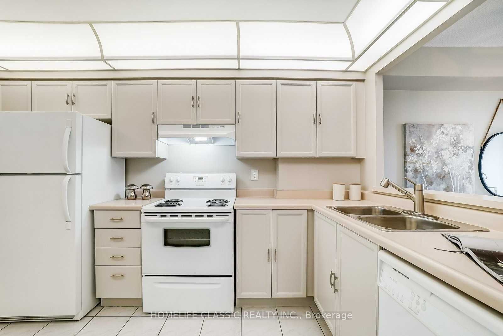 8501 Bayview Avenue, #210