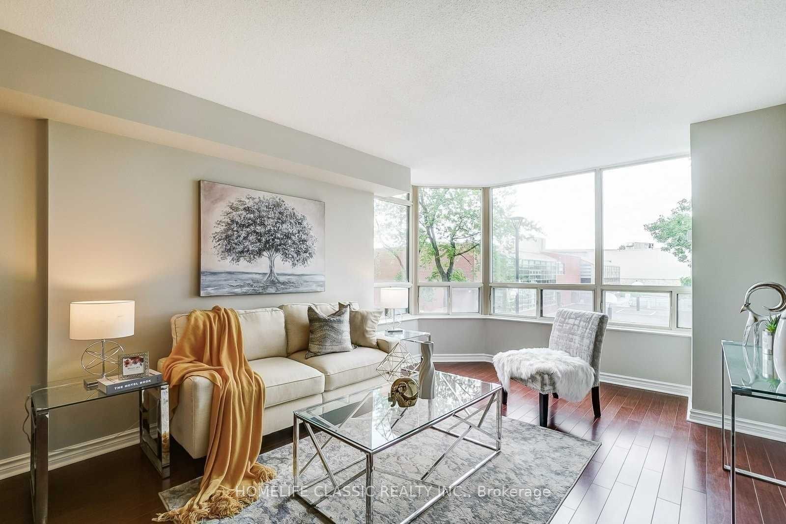 8501 Bayview Avenue, #210
