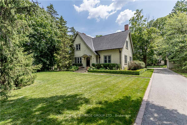 584 Pearson St, Newmarket