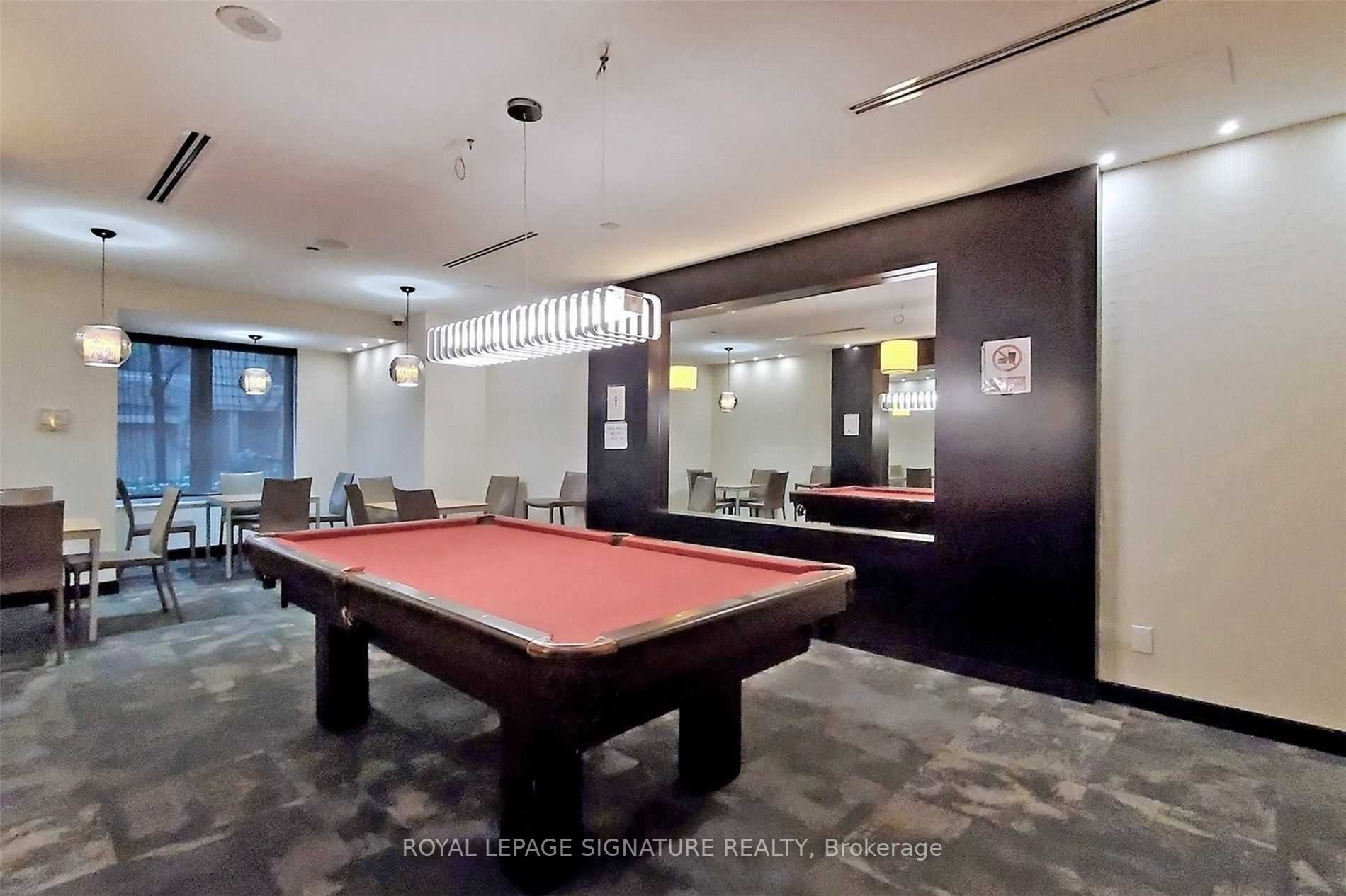 325 South Park Rd, #1210