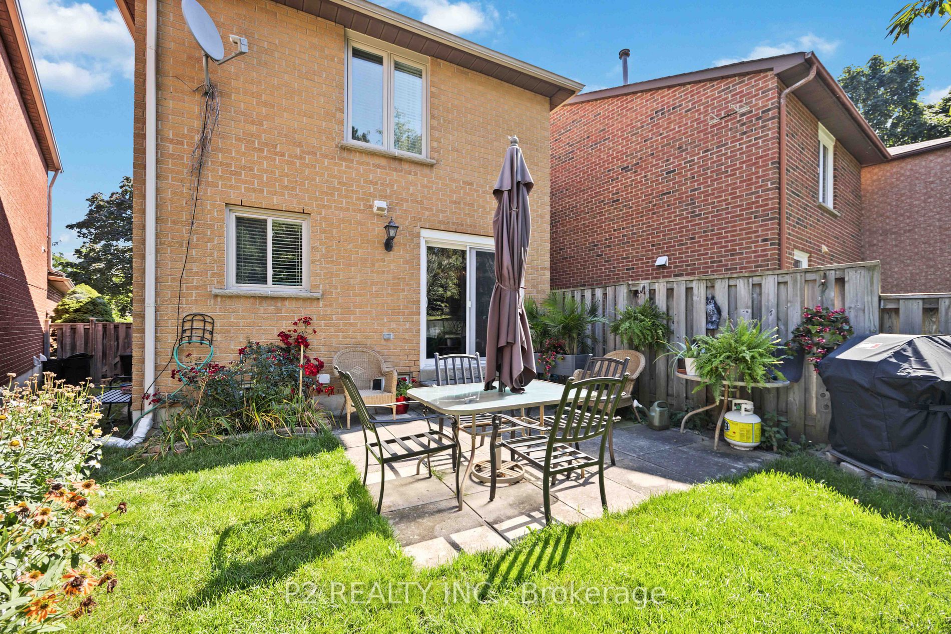 114 Campbell Ave