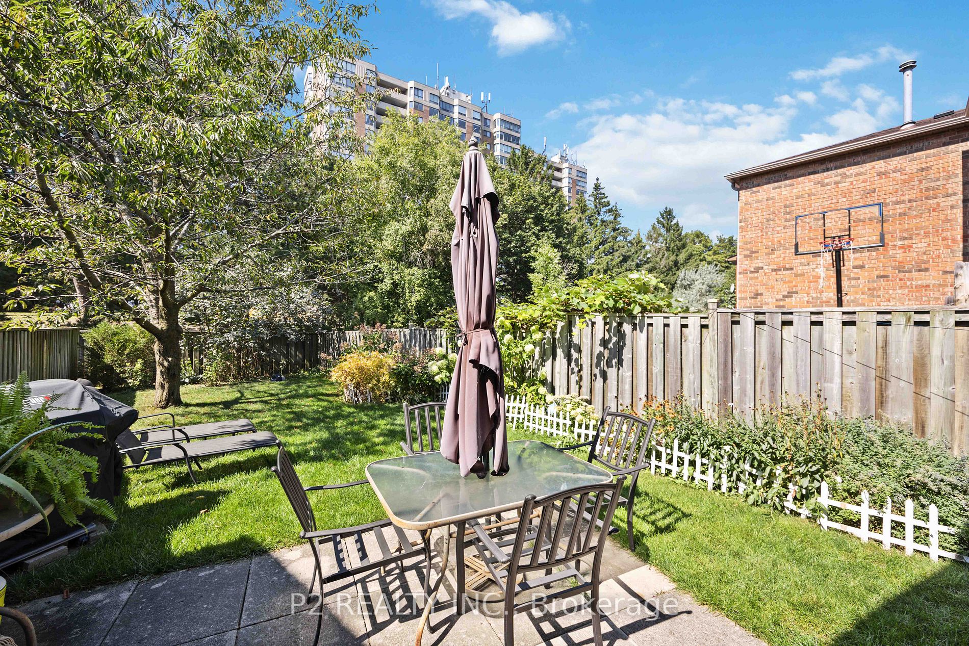 114 Campbell Ave
