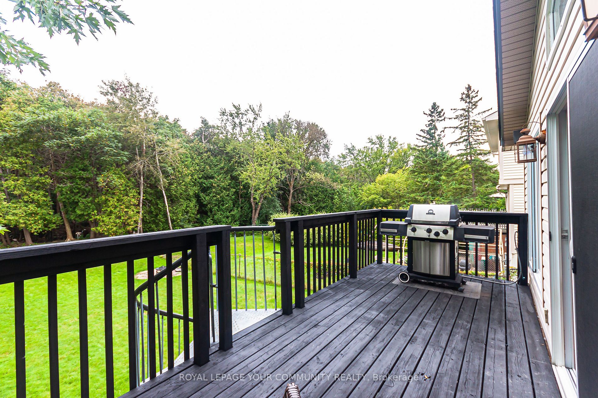 932 Elgin St, #Main
