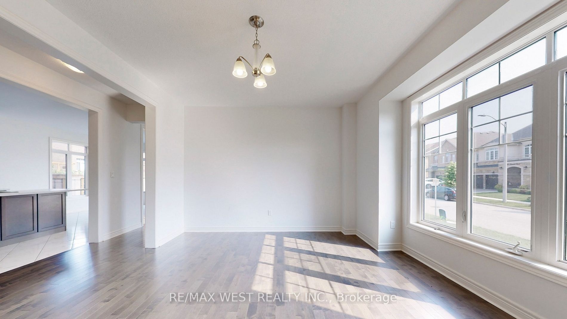 227 Inverness Way