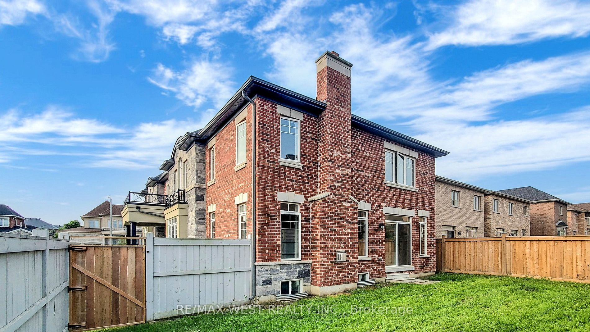 227 Inverness Way