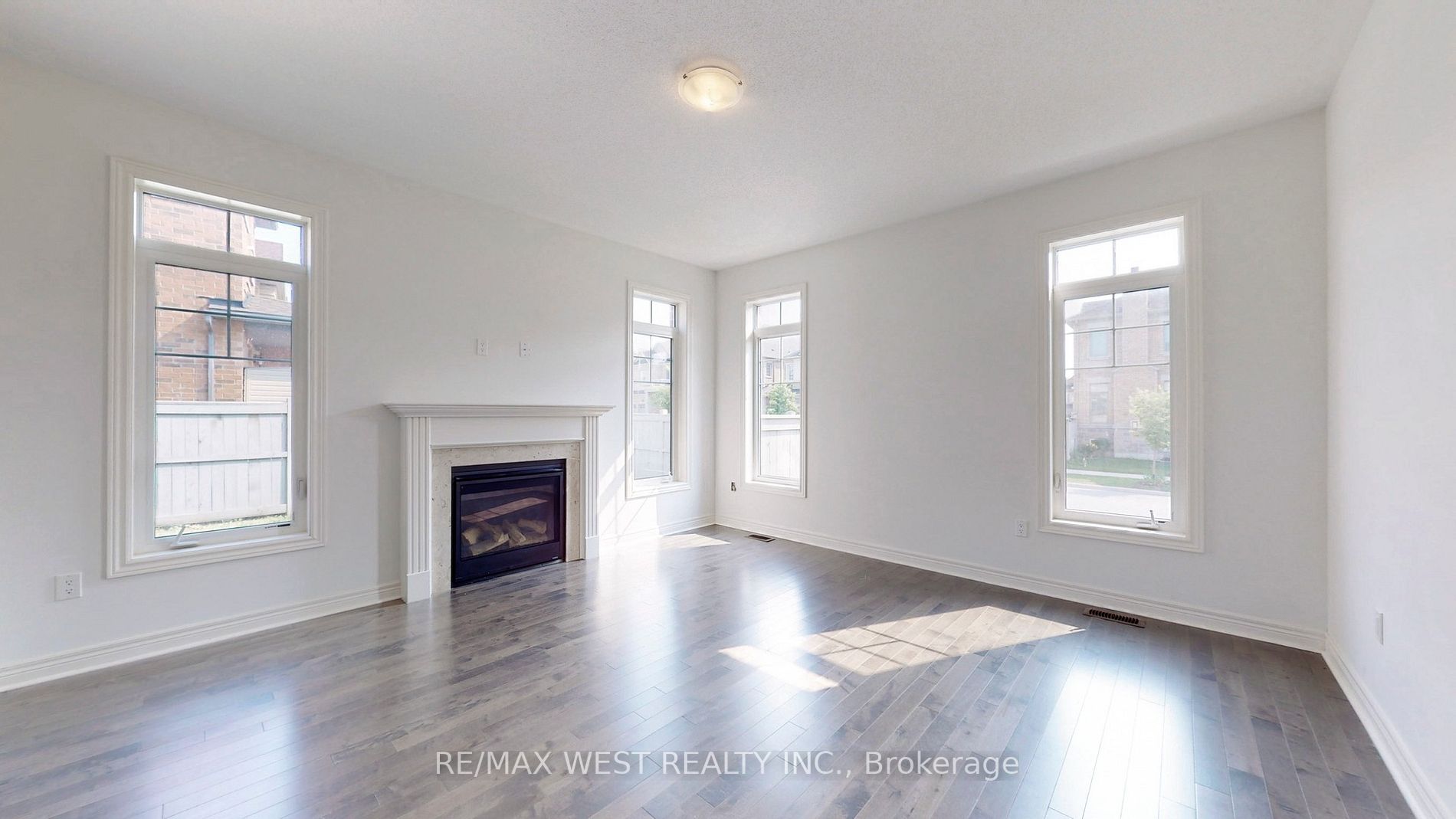 227 Inverness Way