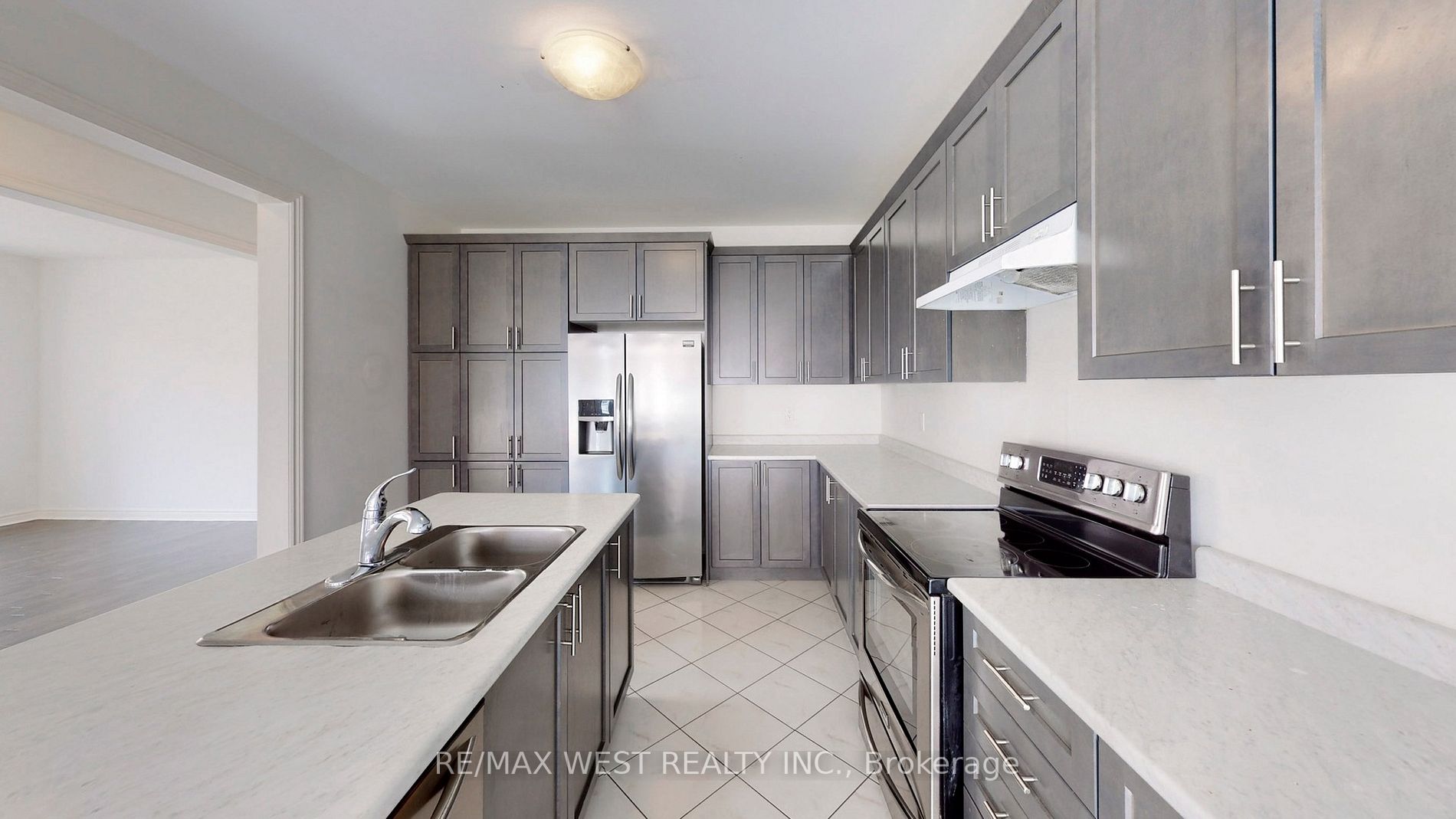 227 Inverness Way