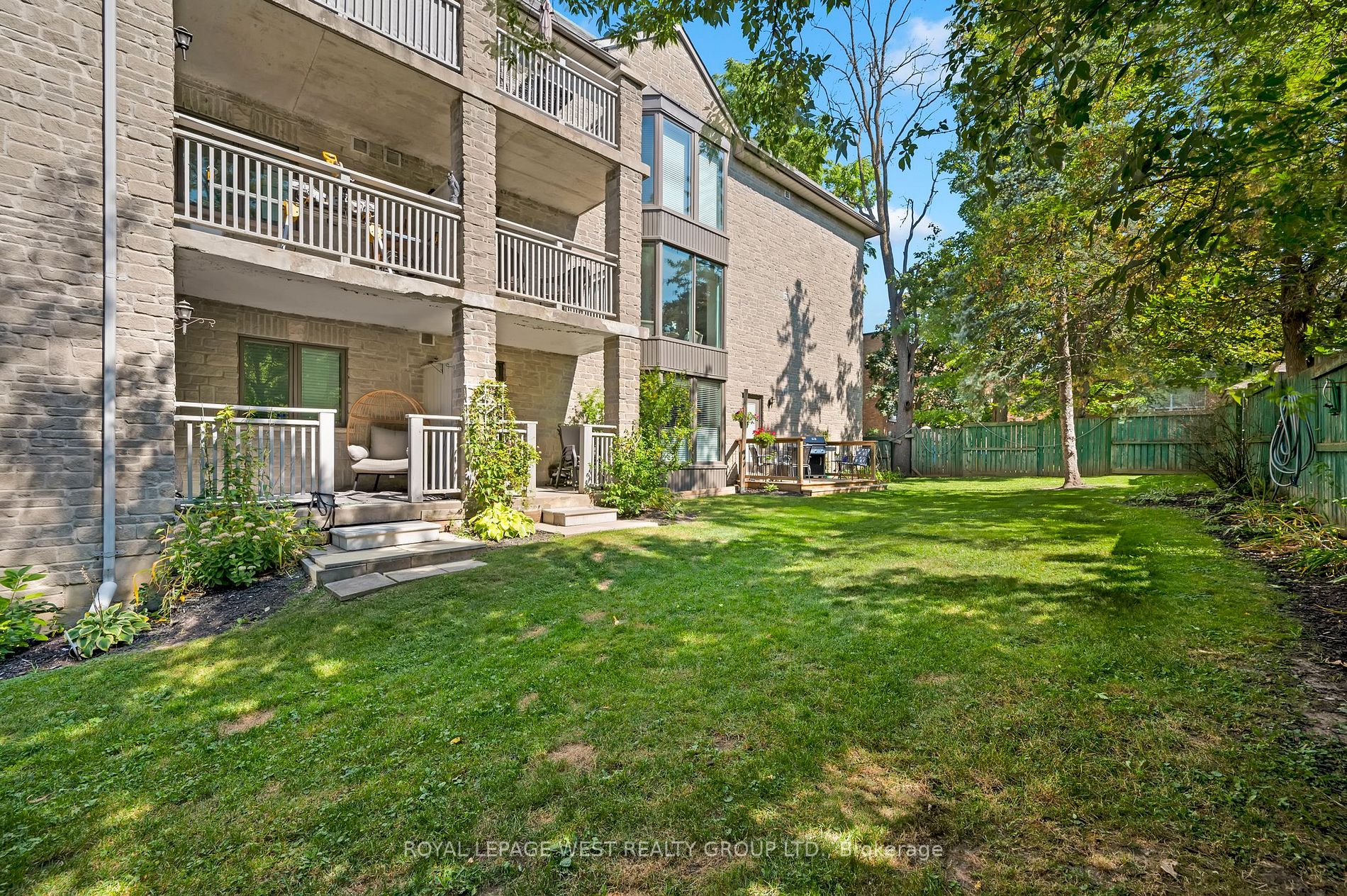 21 George St, #205