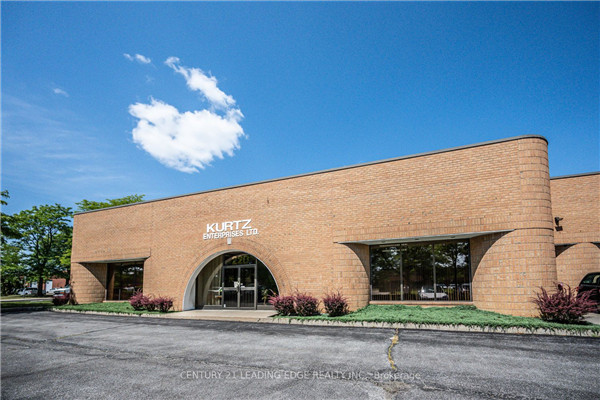 220 Amber St, Markham