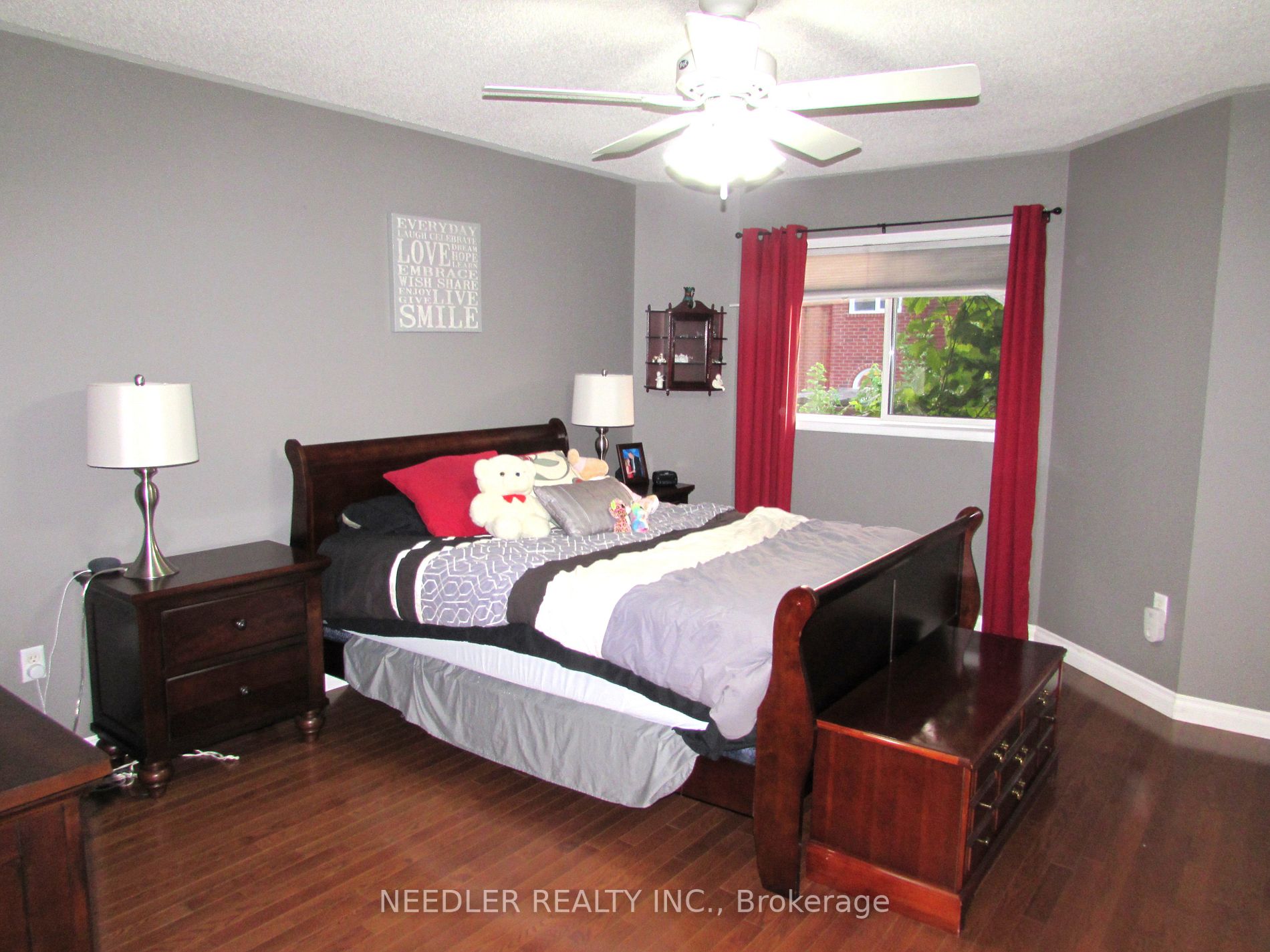 488 Bartholomew Dr