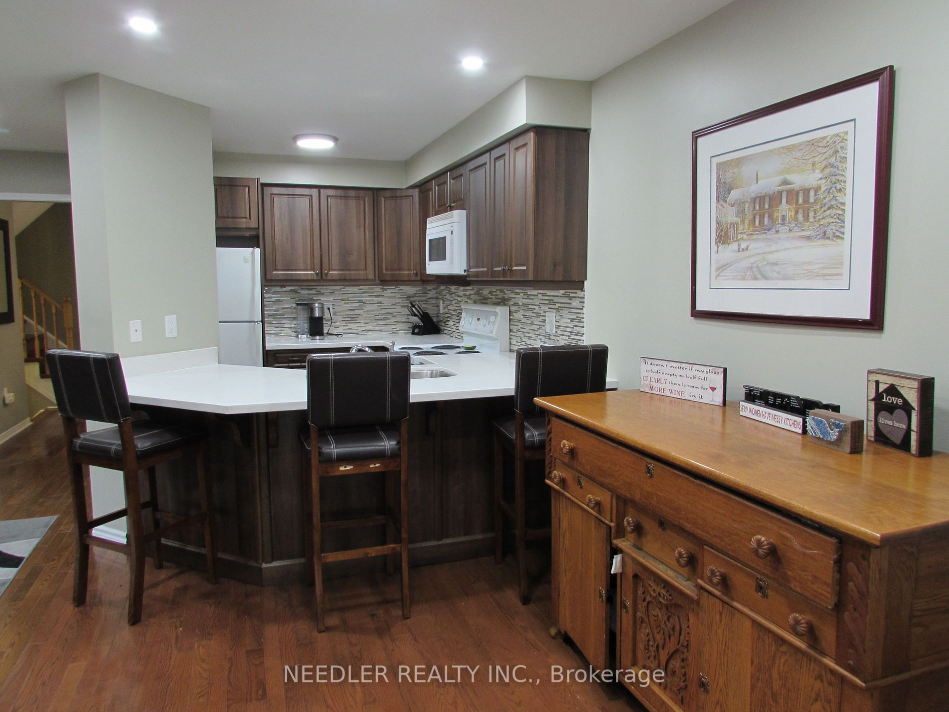 488 Bartholomew Dr