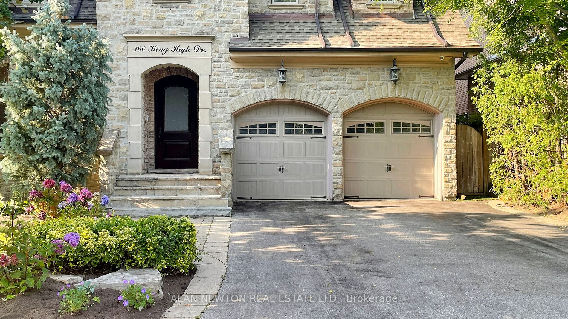 160 King High Dr