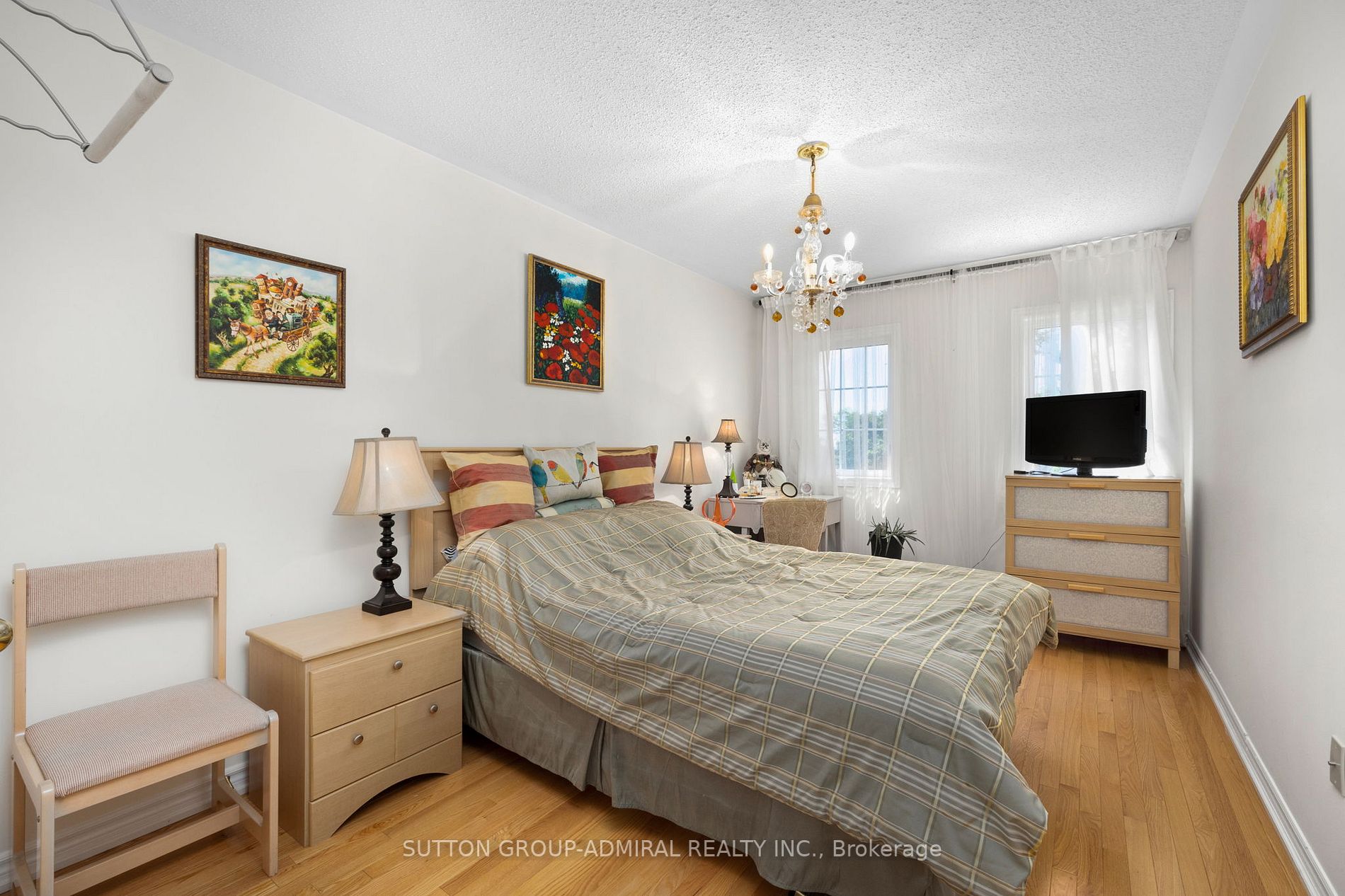 8777 Dufferin St, #44