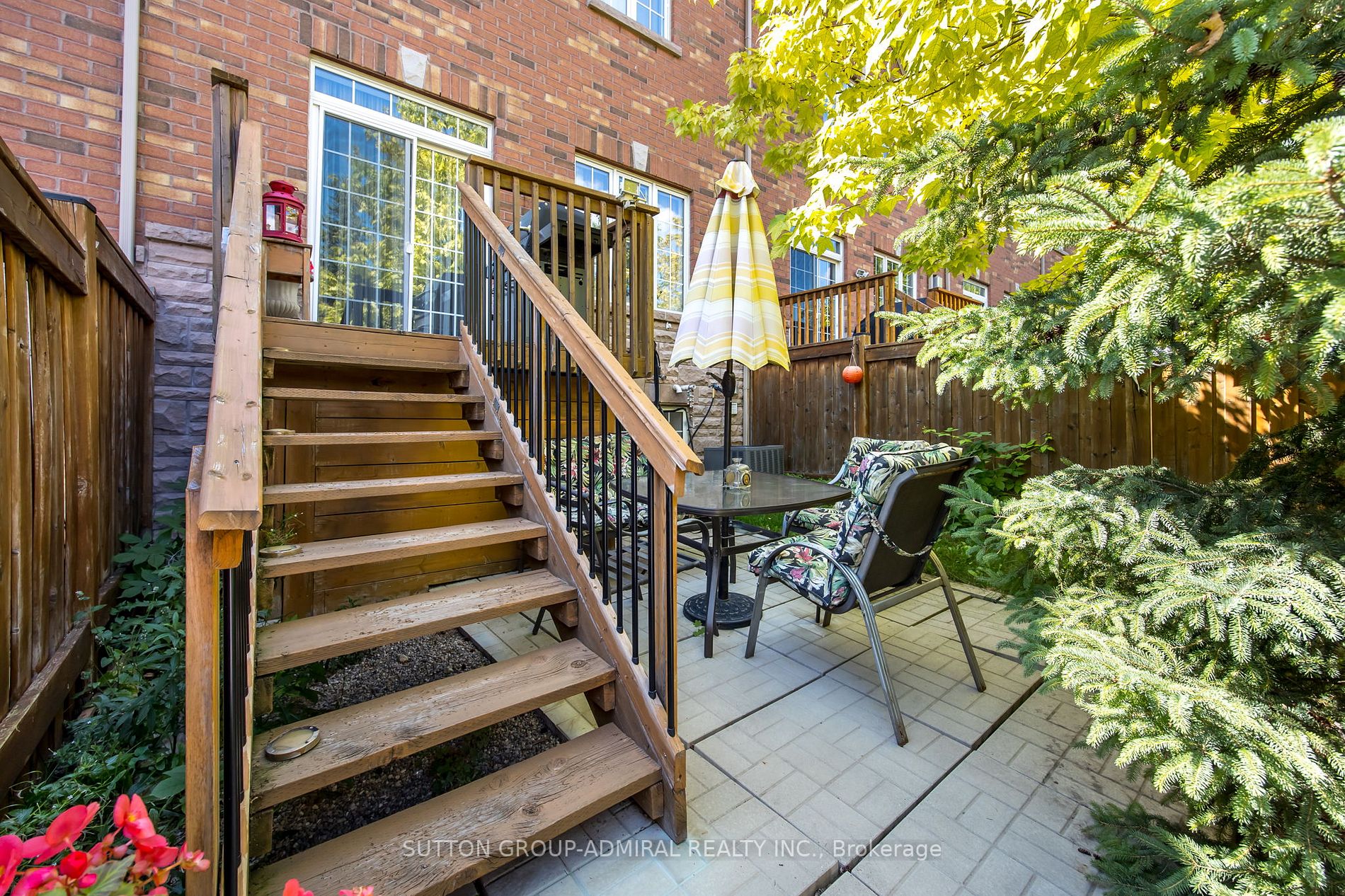 8777 Dufferin St, #44