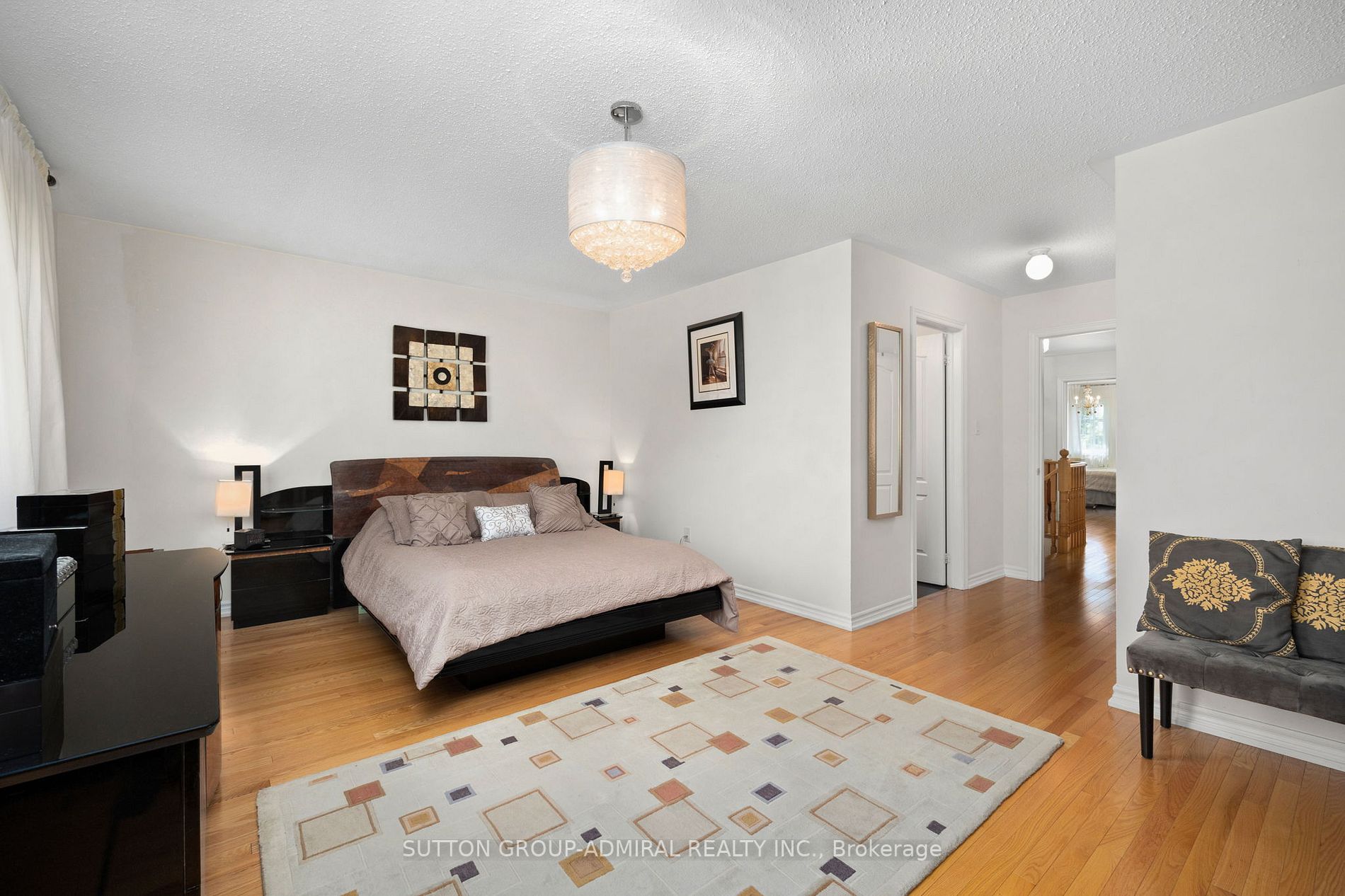 8777 Dufferin St, #44