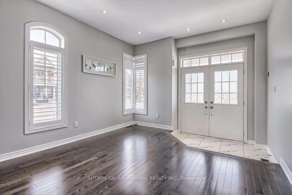 105 Richler Ave