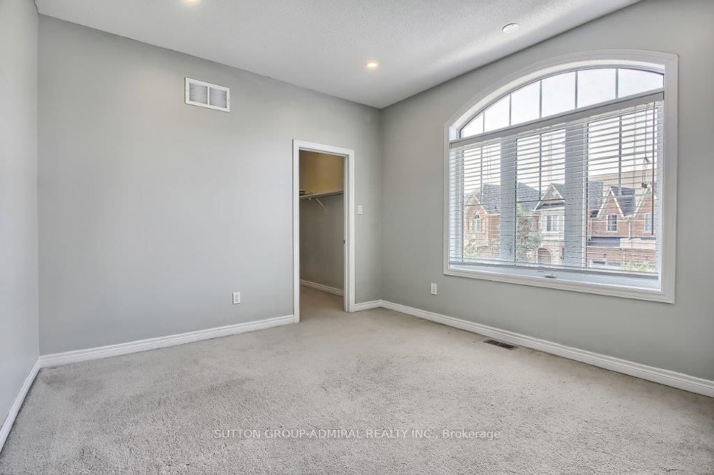 105 Richler Ave
