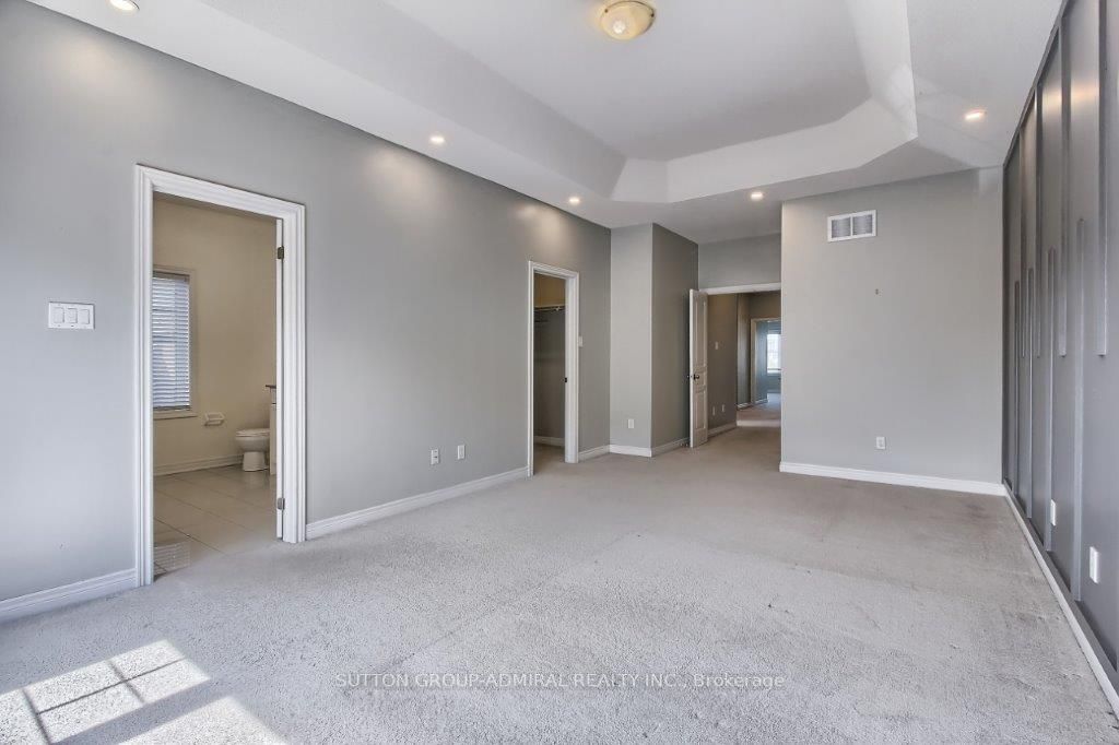 105 Richler Ave