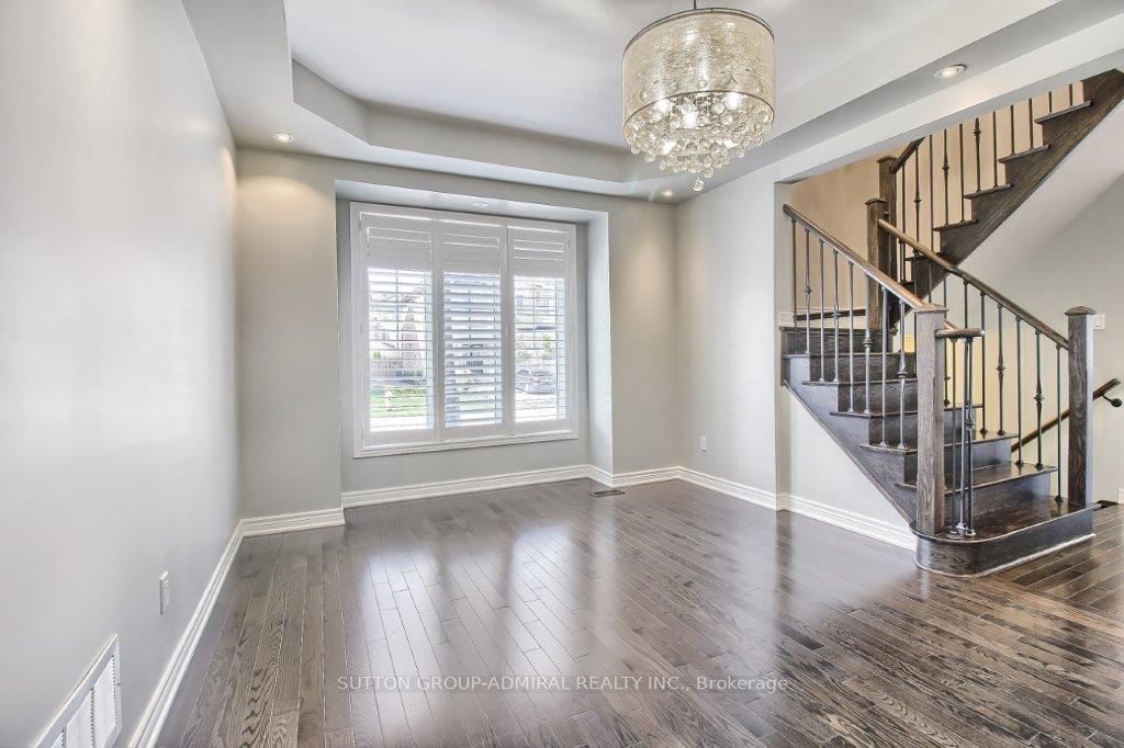 105 Richler Ave