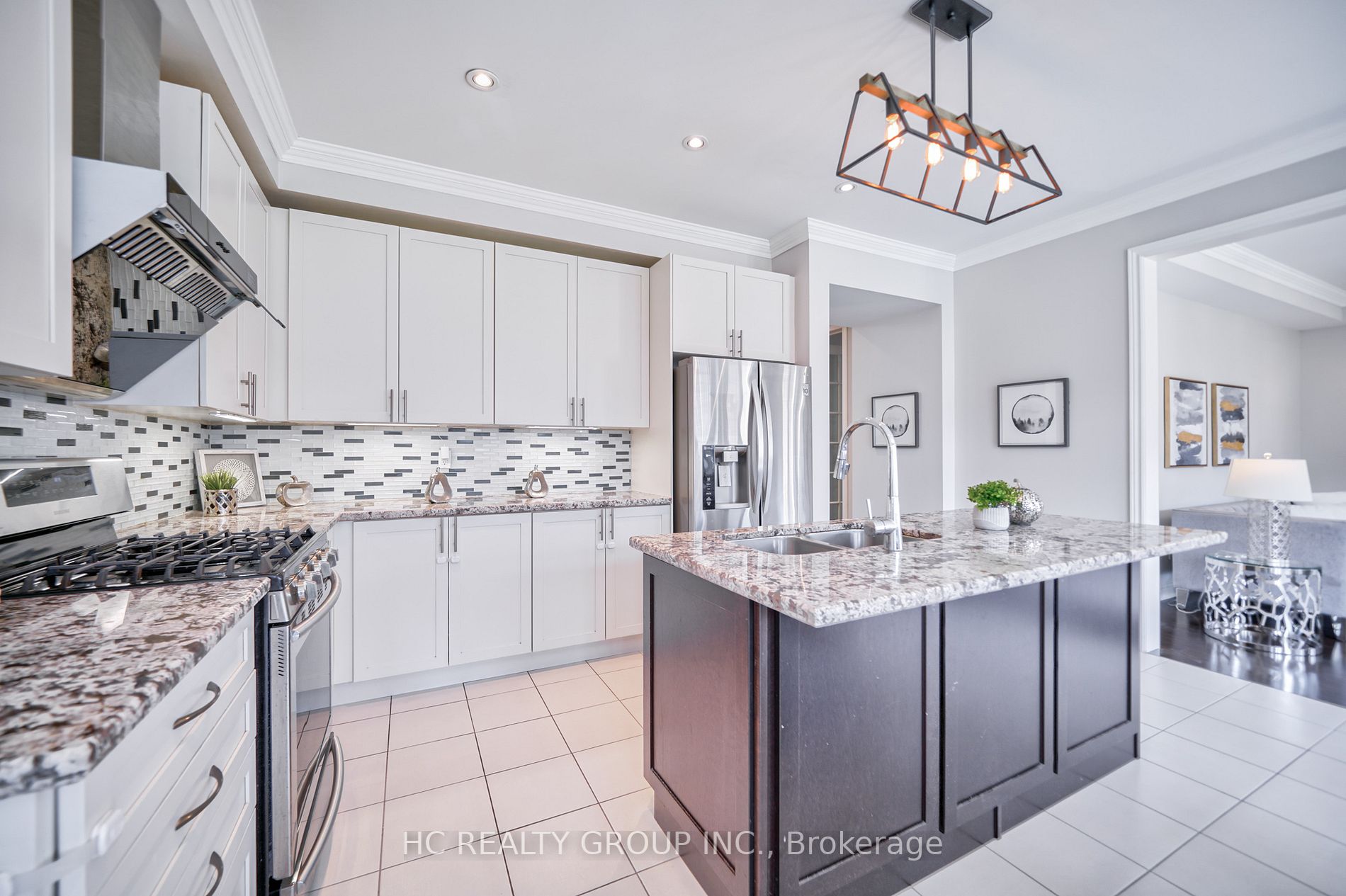 49 Romanelli Crescent