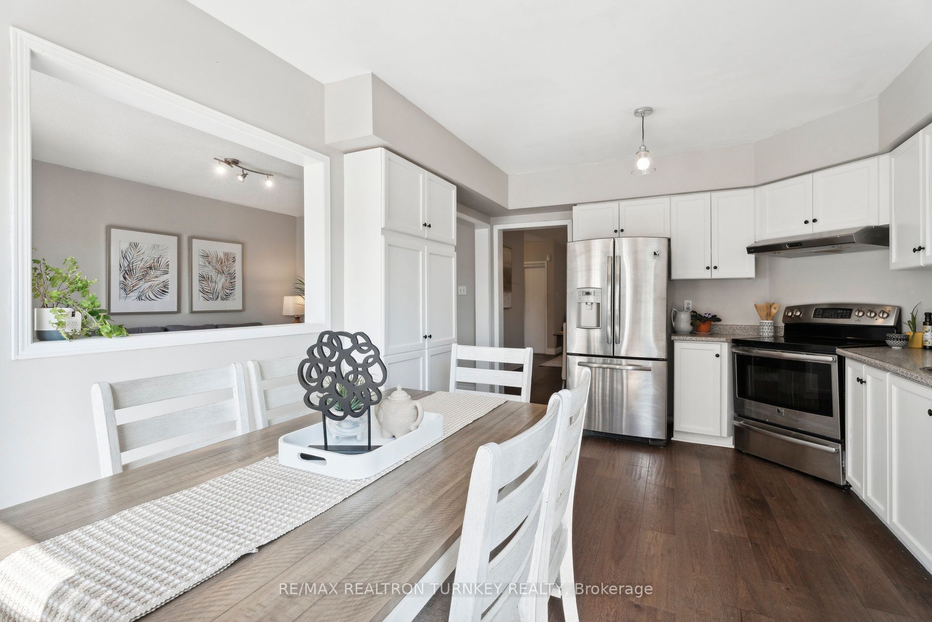 179 Surgeoner Crescent