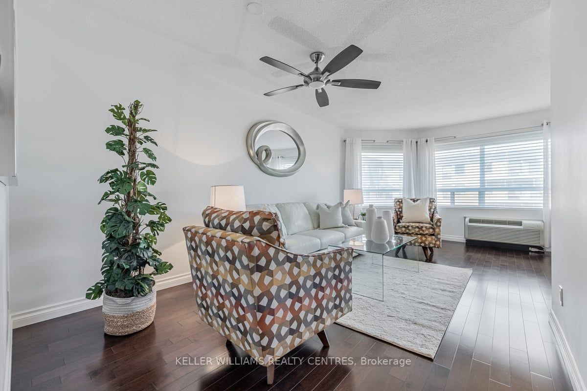 155 Main Street N, #319