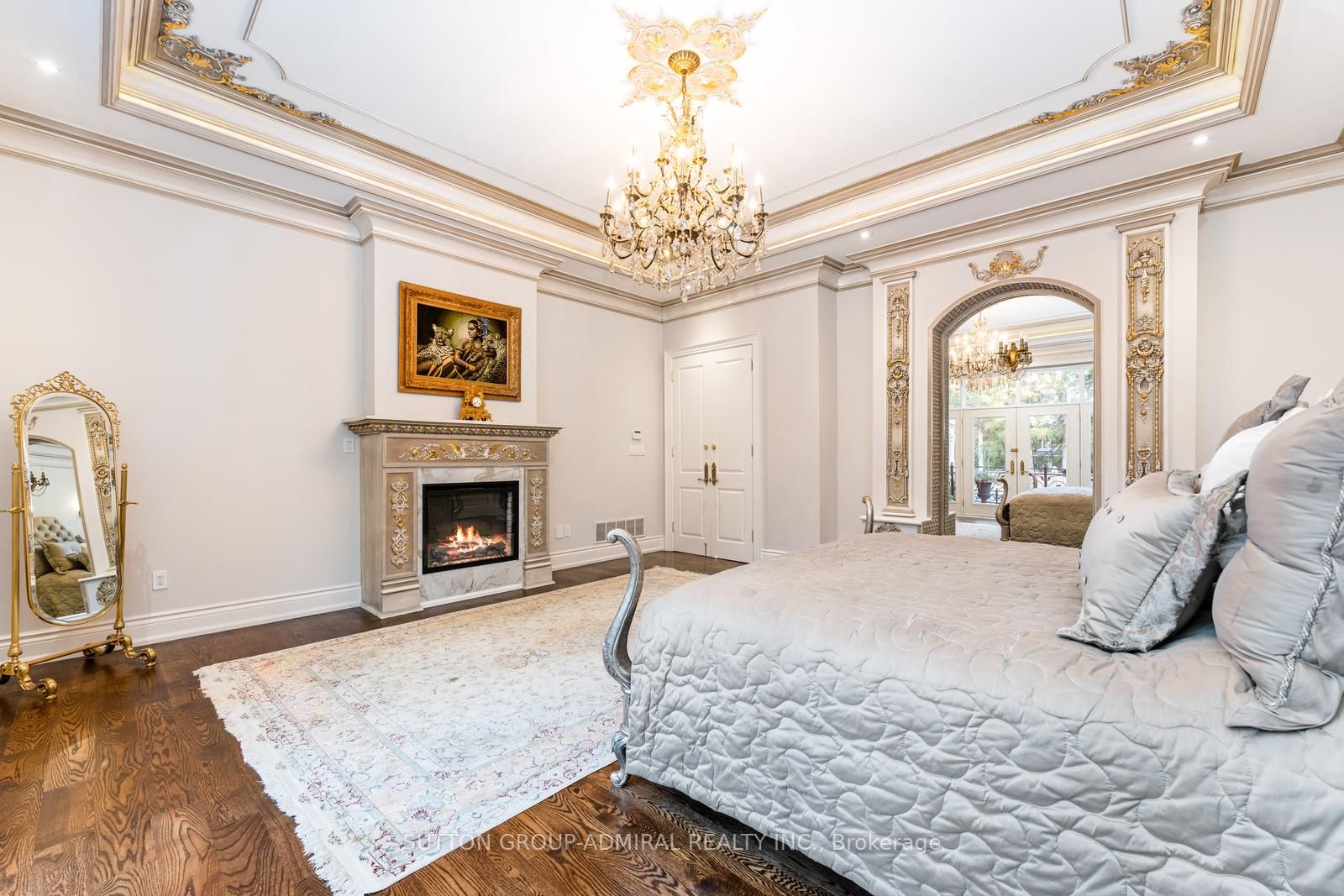7 Fairview Ave