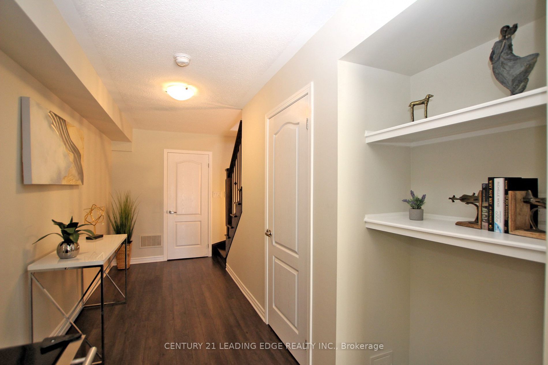 27 Minlow Way