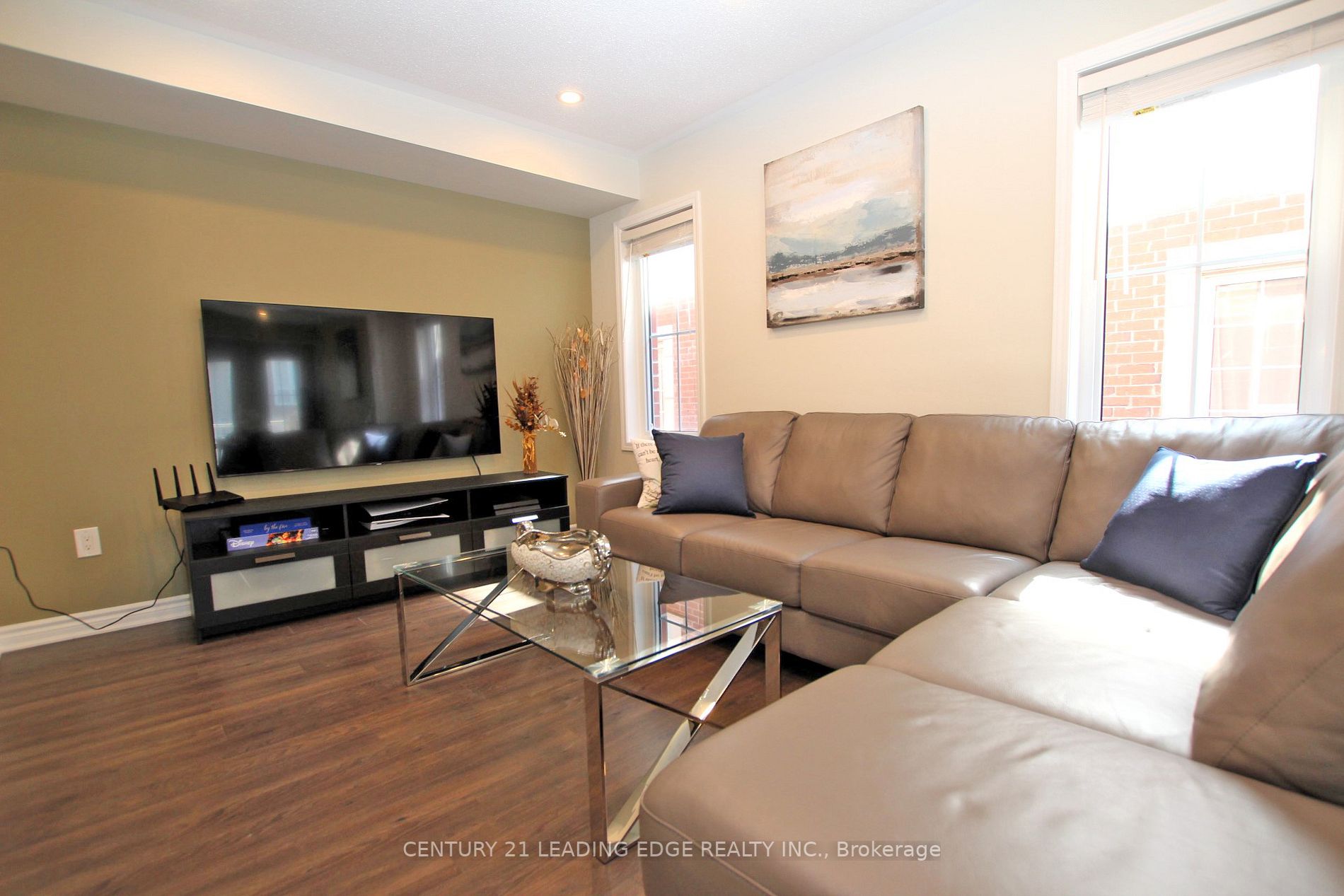 27 Minlow Way