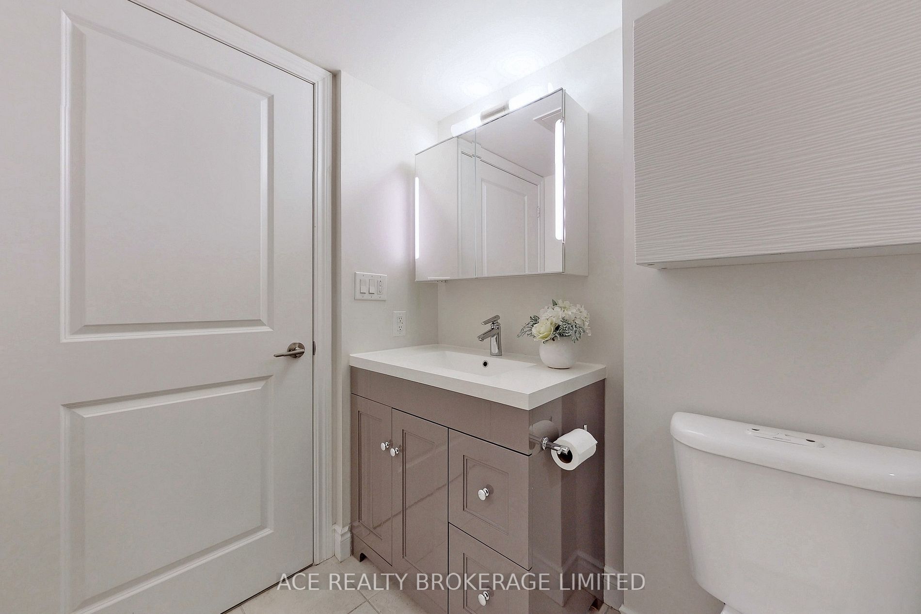 273 South Park Rd, #215