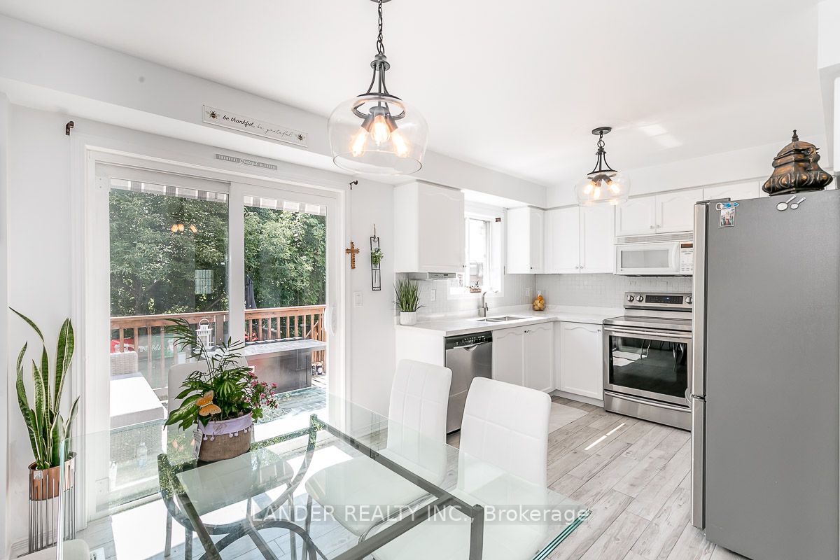 304 Silken Laumann Dr