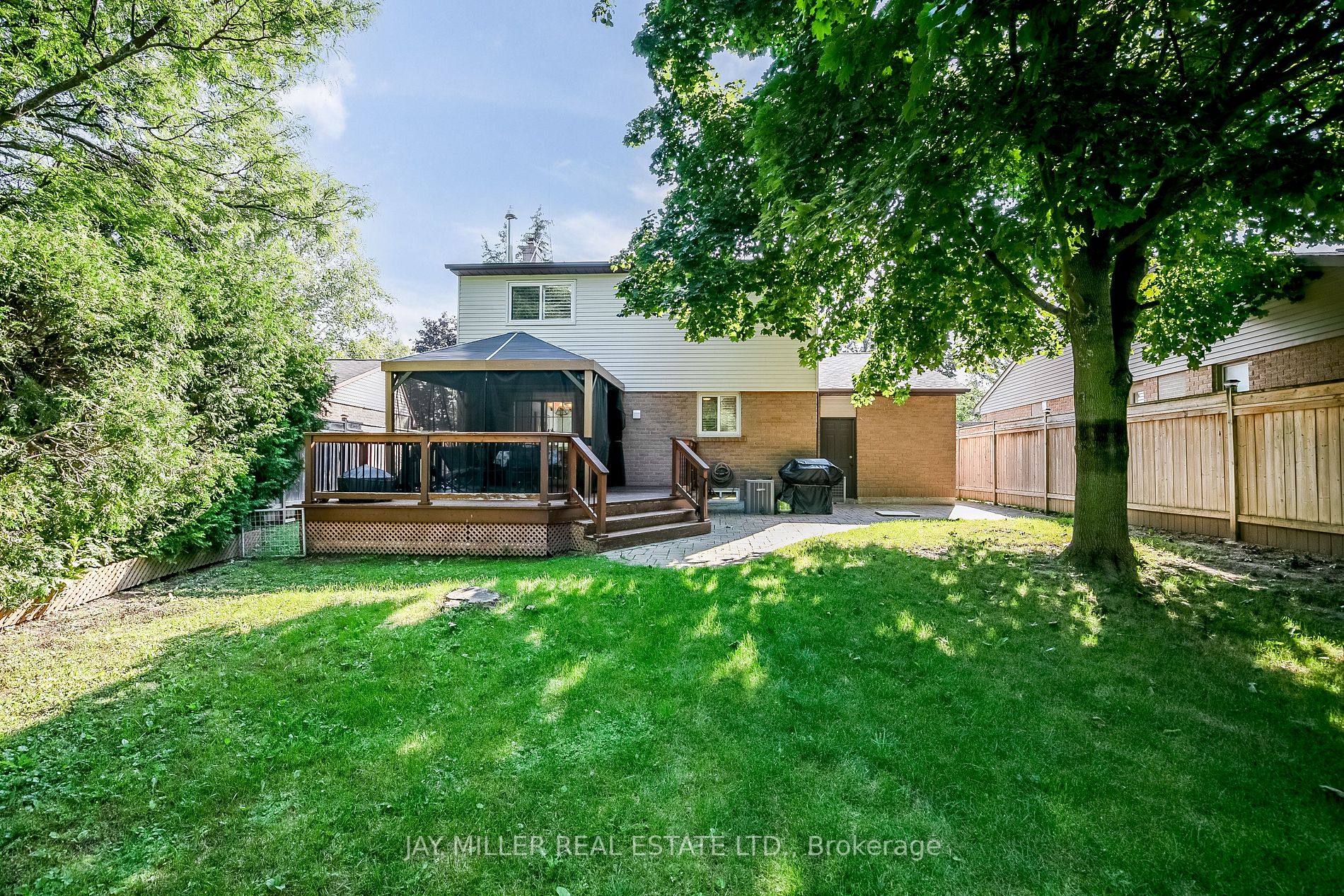 58 Nisbet Dr