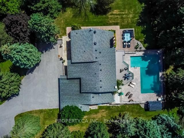 95 Cavell Ave